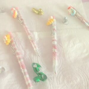 Hello Kitty Pink and White Kids Pens